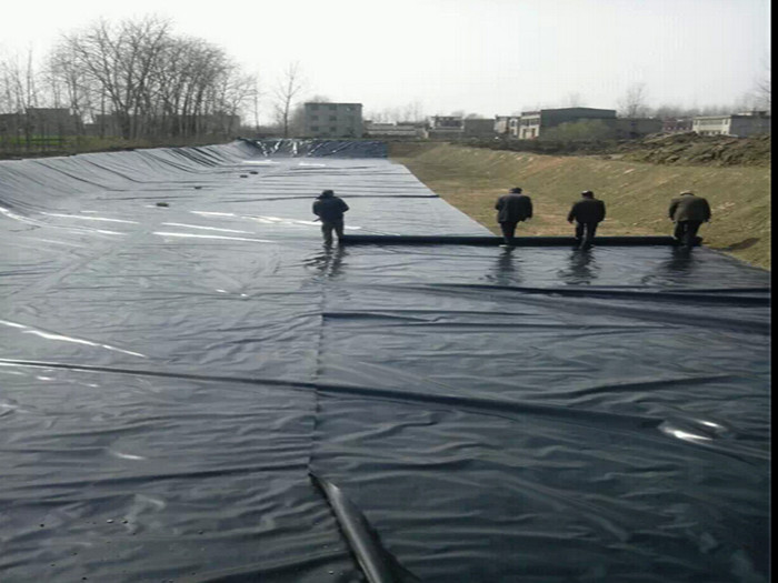 防滲膜安裝施工的節(jié)點處理