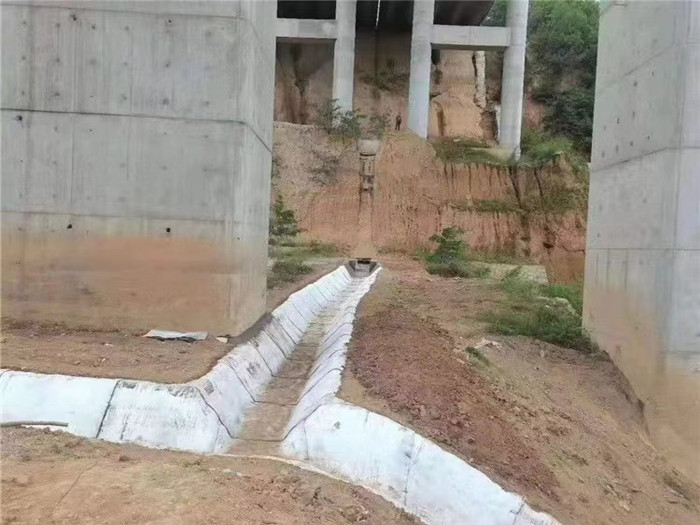 水泥毯的鋪設方法